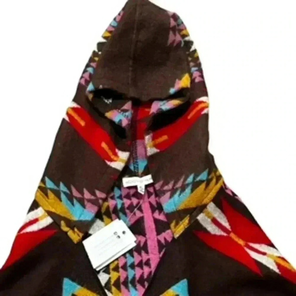 NEW‎ Woven Heart Blanket Poncho Native Design Acrylic Hooded Women's Size XL NWT - Picture 9 of 11